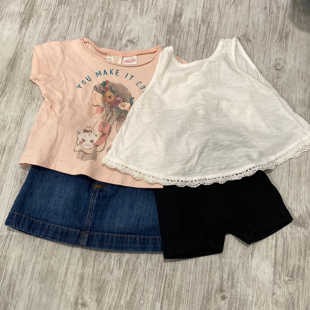 12/18 months 2 outfits. Zara and old navy